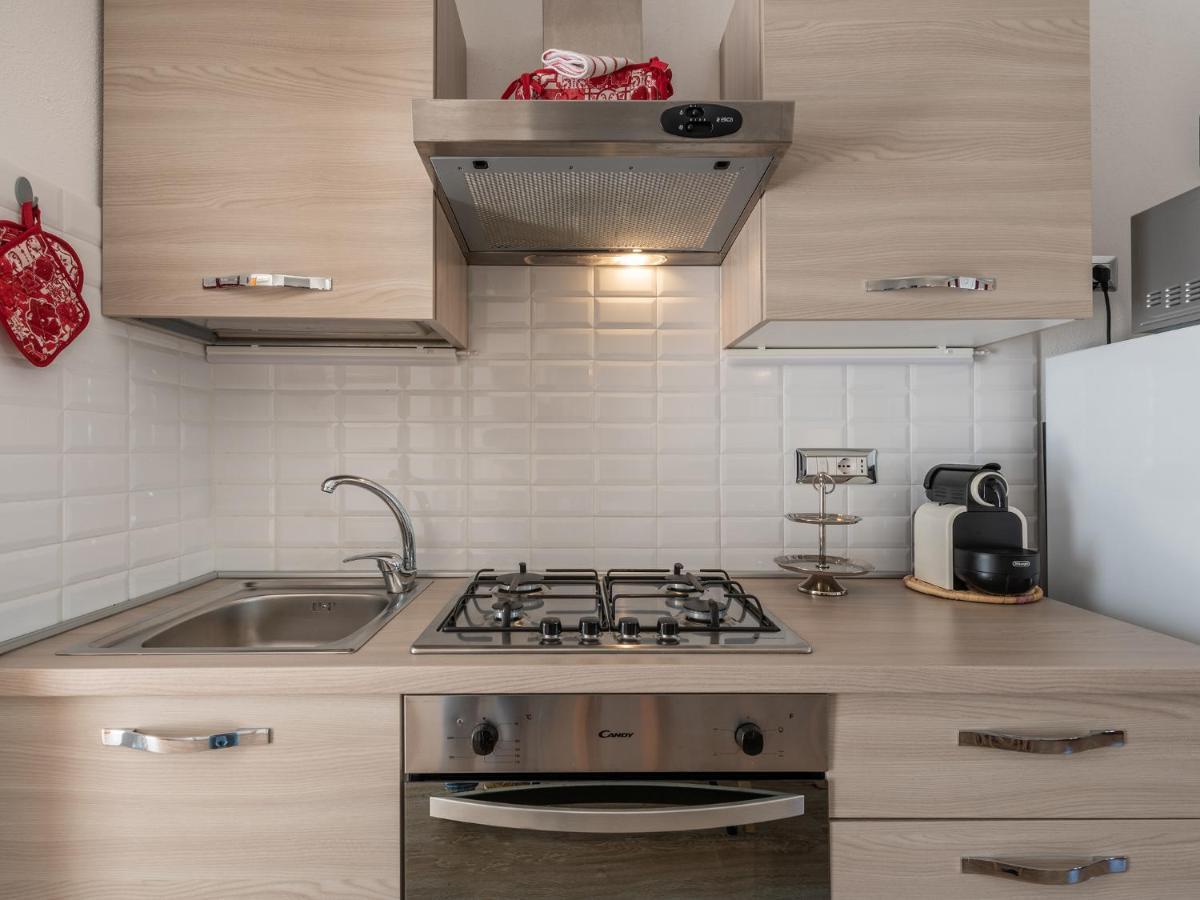 Ferienwohnung Casa Alla Marina Del Porto Di Cagliari Exterior foto