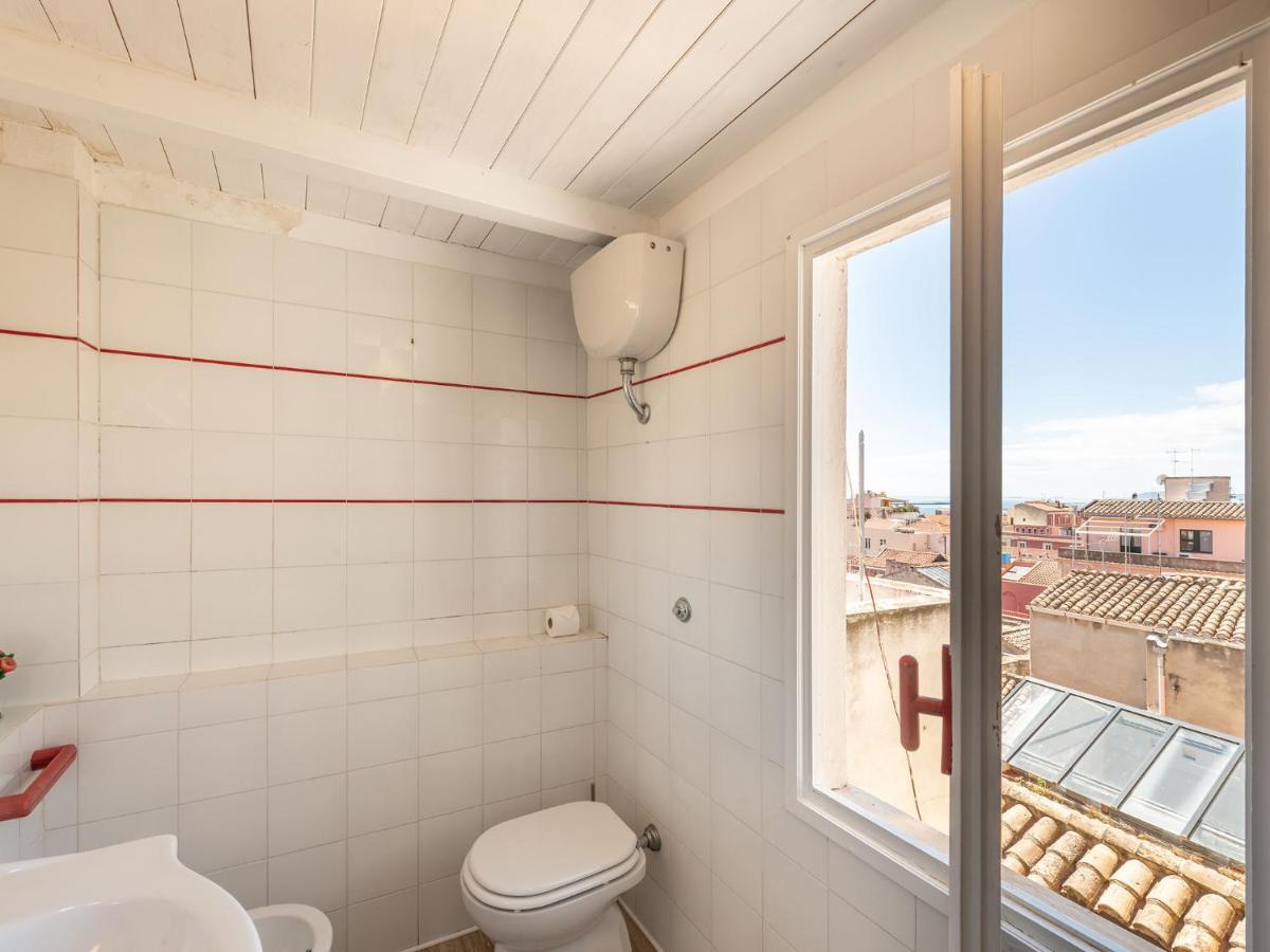 Ferienwohnung Casa Alla Marina Del Porto Di Cagliari Exterior foto
